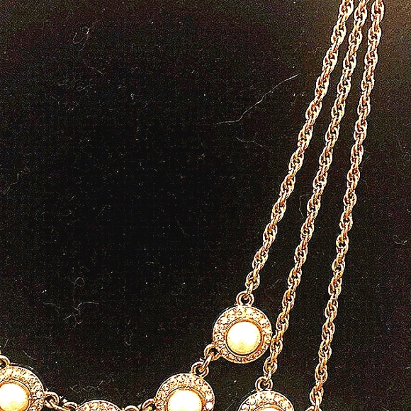 Matching Bracelet & Necklace gold, Pearl, rhinestone Statement Pieces - Picture 4 of 7